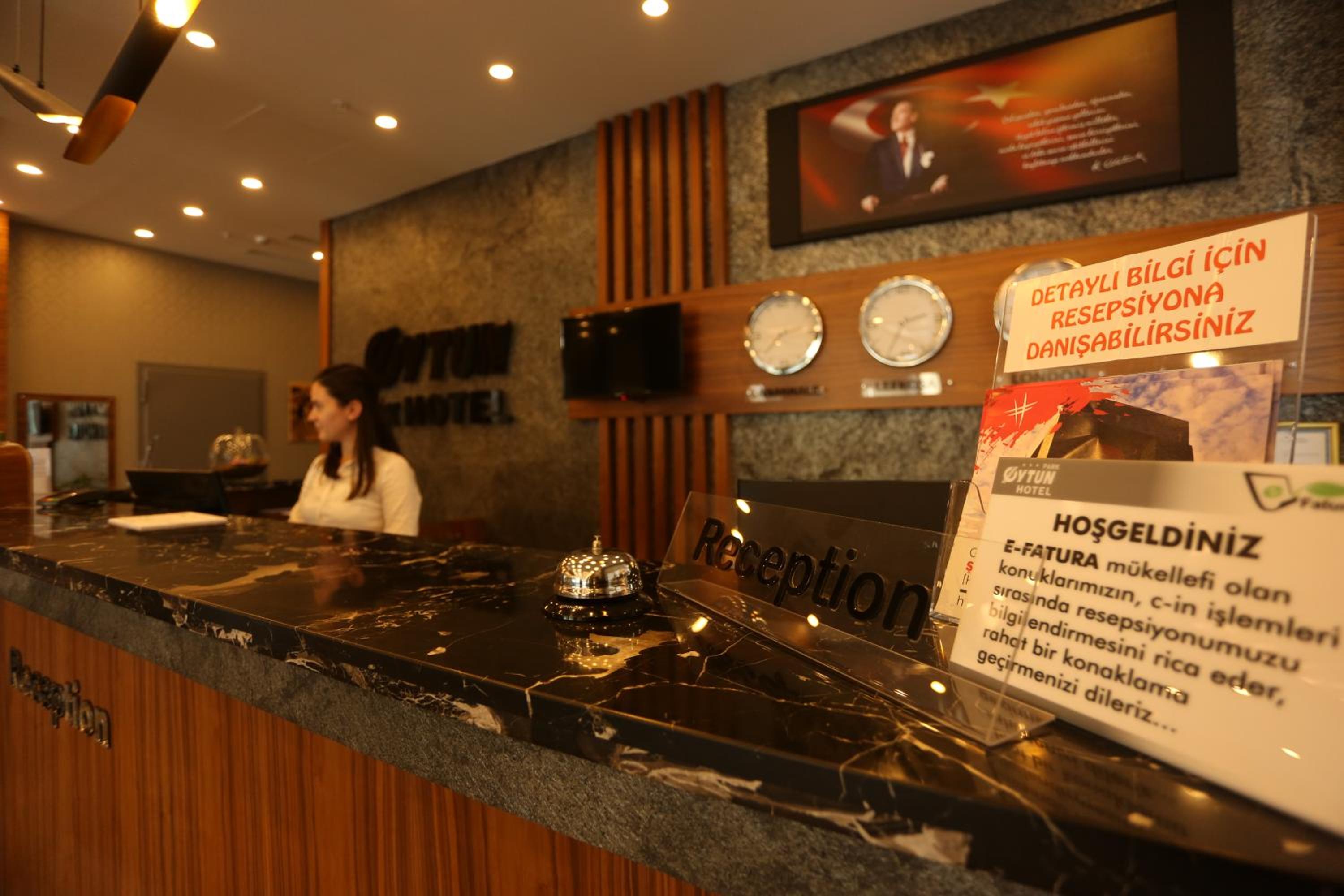 Oytun Hotel 3/52