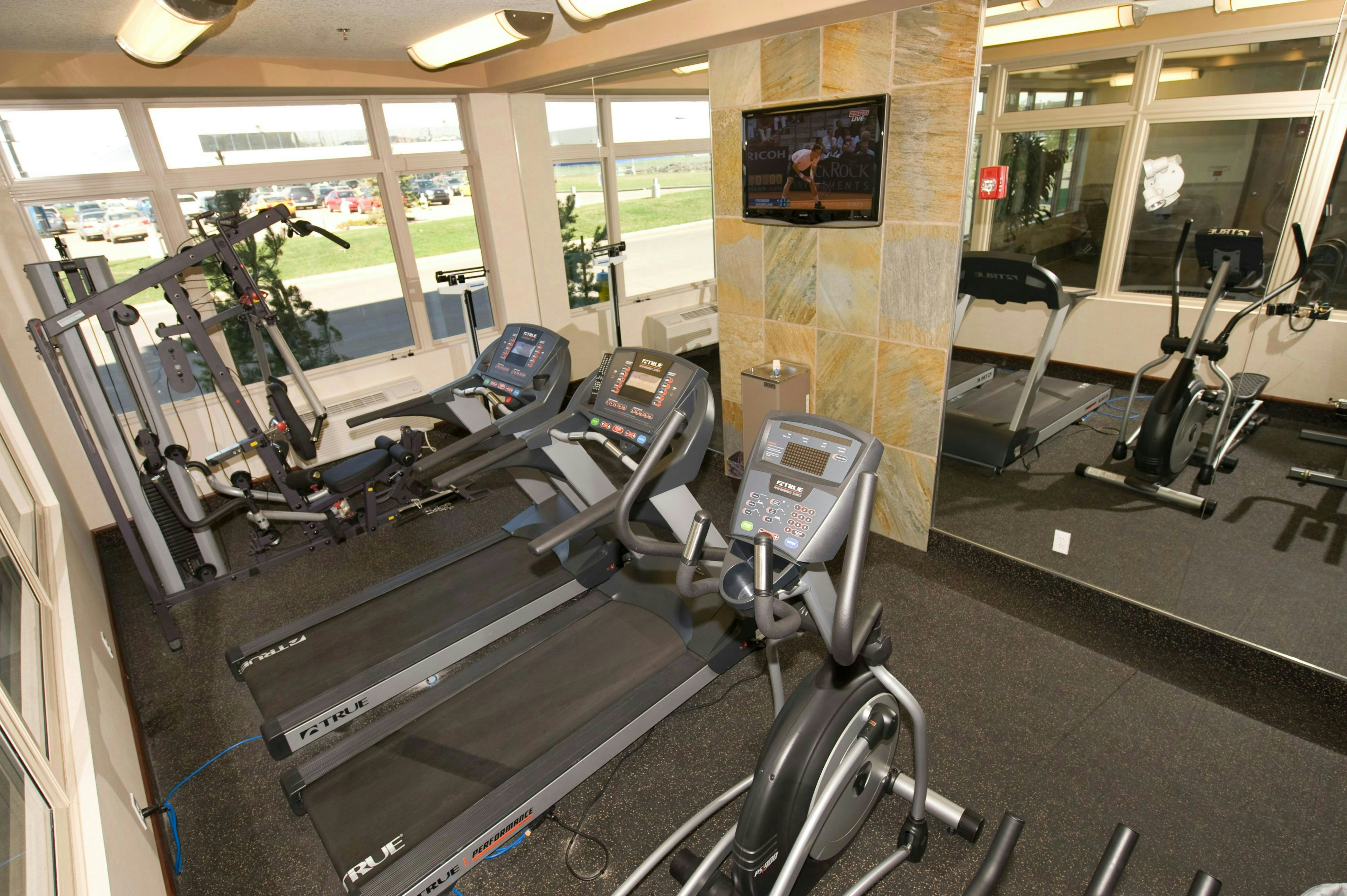 Holiday Inn Hotel & Suites West Edmonton 36/62