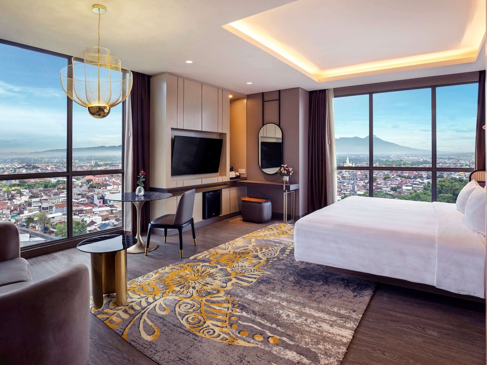 Grand Mercure Malang 19/67
