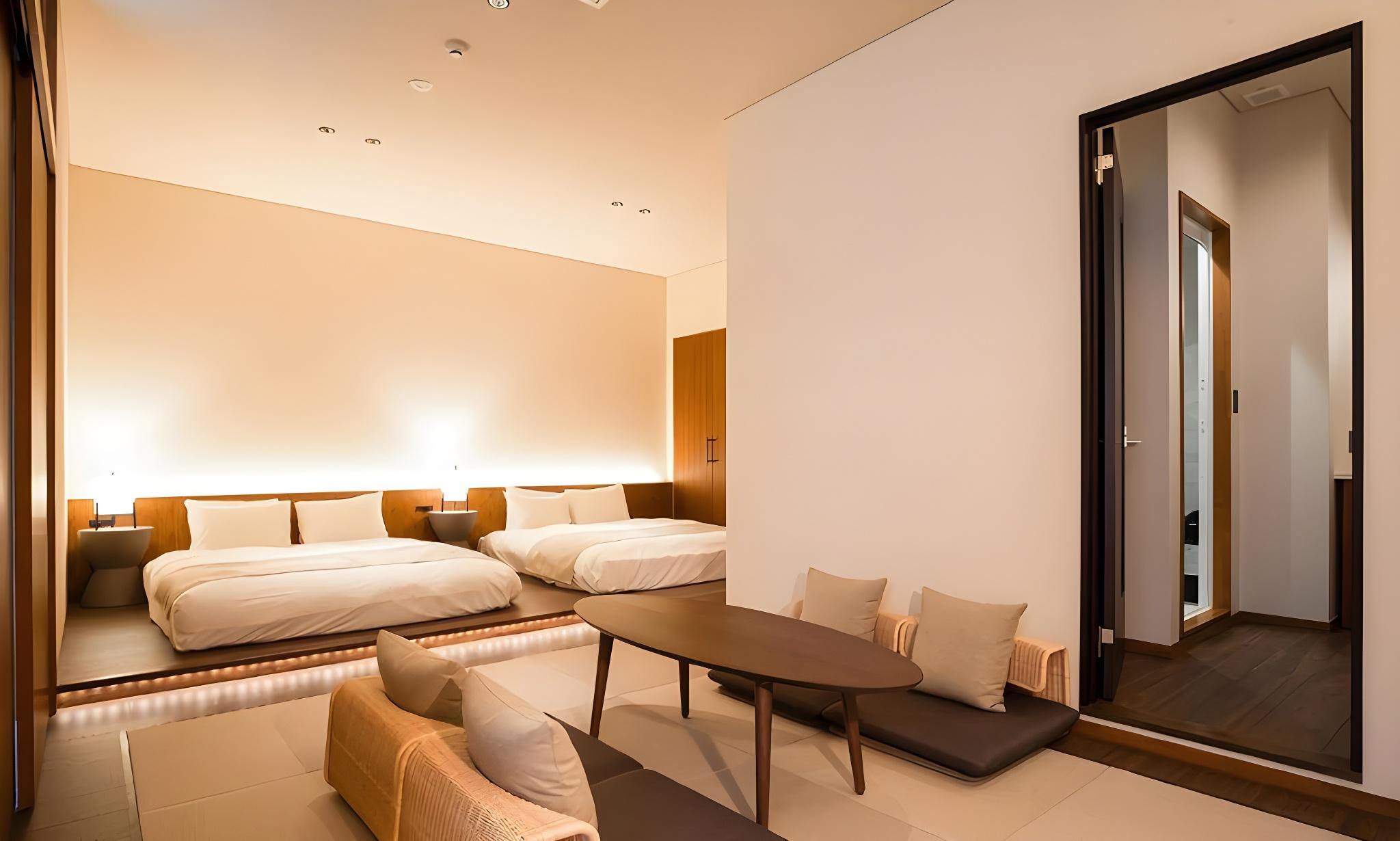 Room 2, Oriental