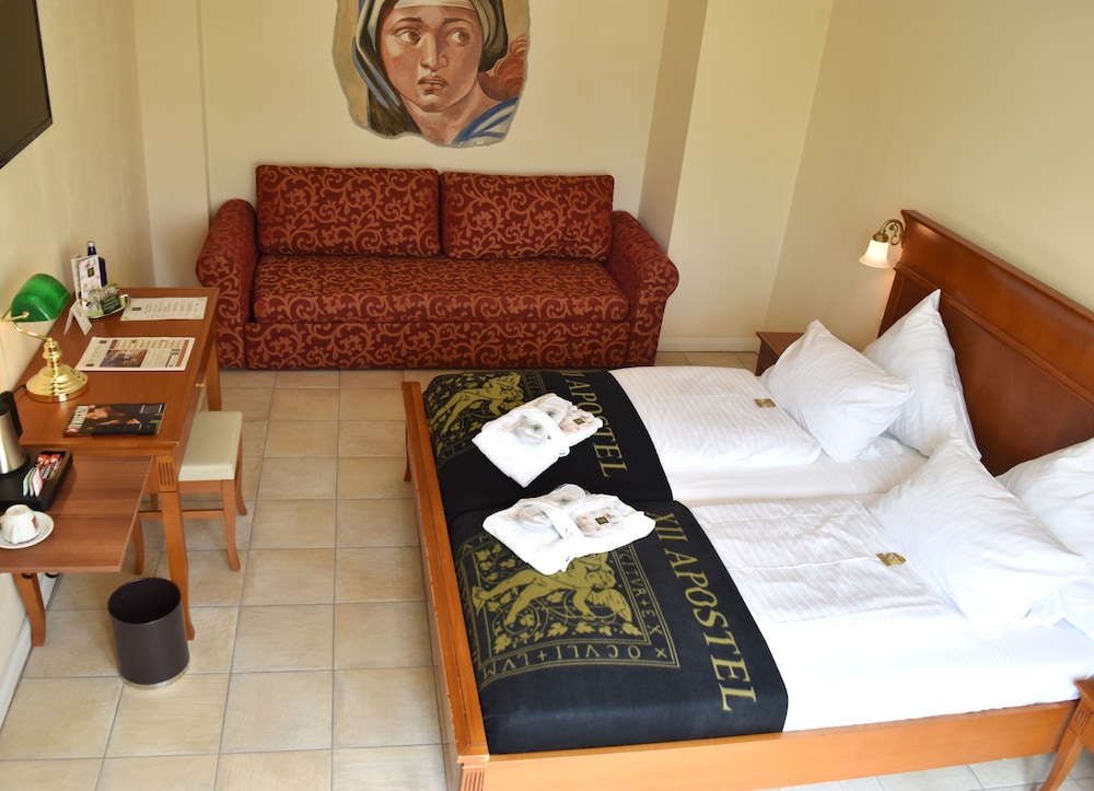 Xii Apostel Hotel Albergo 34/47
