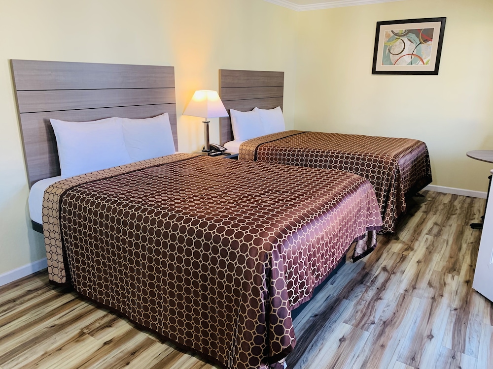 Estero Bay Motel 15/57