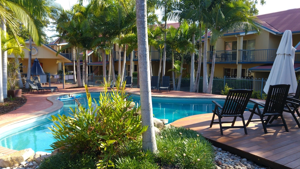 At Beach Court Holiday Villas in Cannonvale