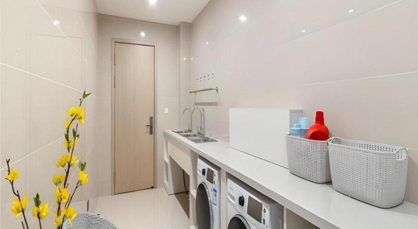 Echarm Hotel (Kunming Railway Station Huancheng South Road Metro Station) 31/50