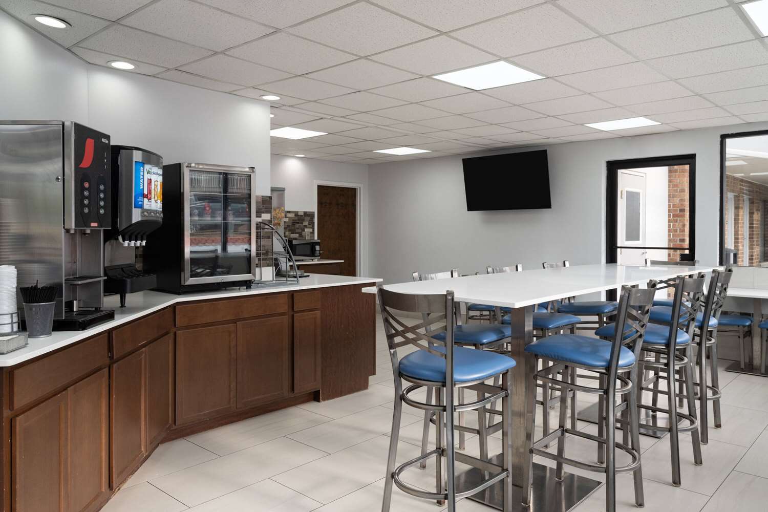 Days Inn by Wyndham Weldon/Roanoke Rapids 33/37
