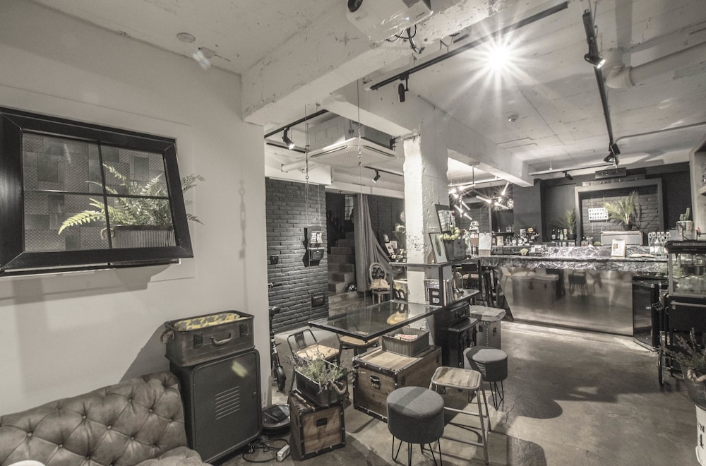 Mmmio Ii Design Residence 21/35