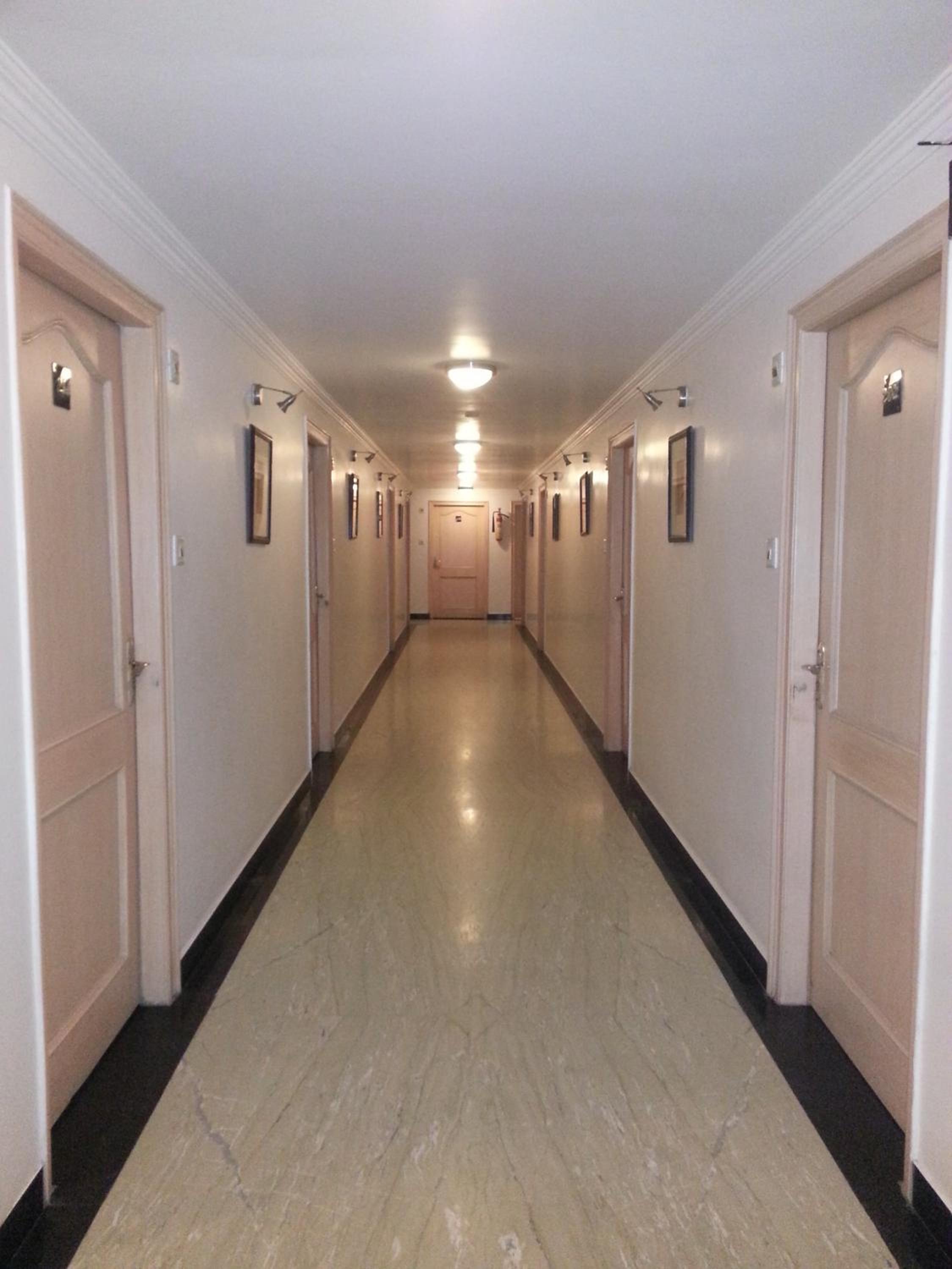 Hotel Sarthak 4/36