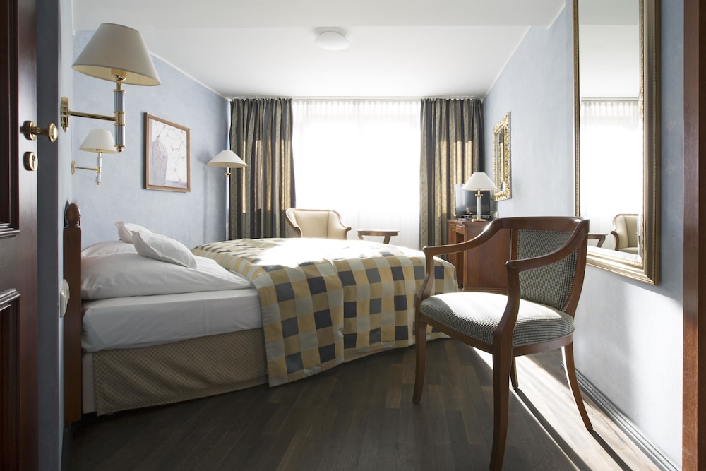 Gasthof Hotel Neuwirt 17/50