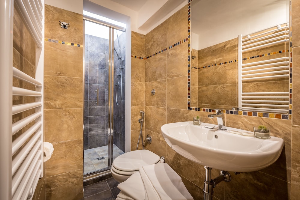 Hotel Ferretti 55/58