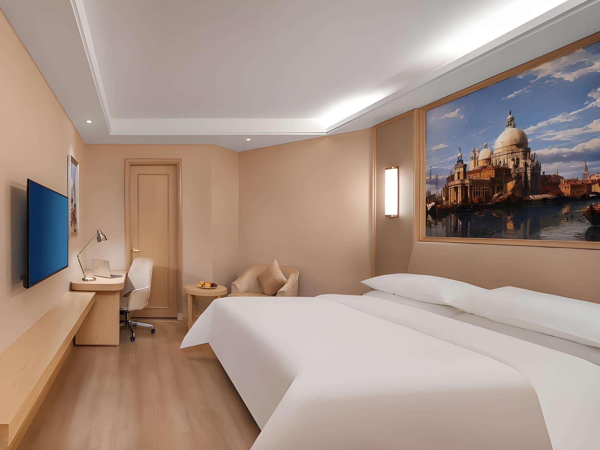 Vienna Hotel(Wanda store, Honggutan, Nanchang) 24/35