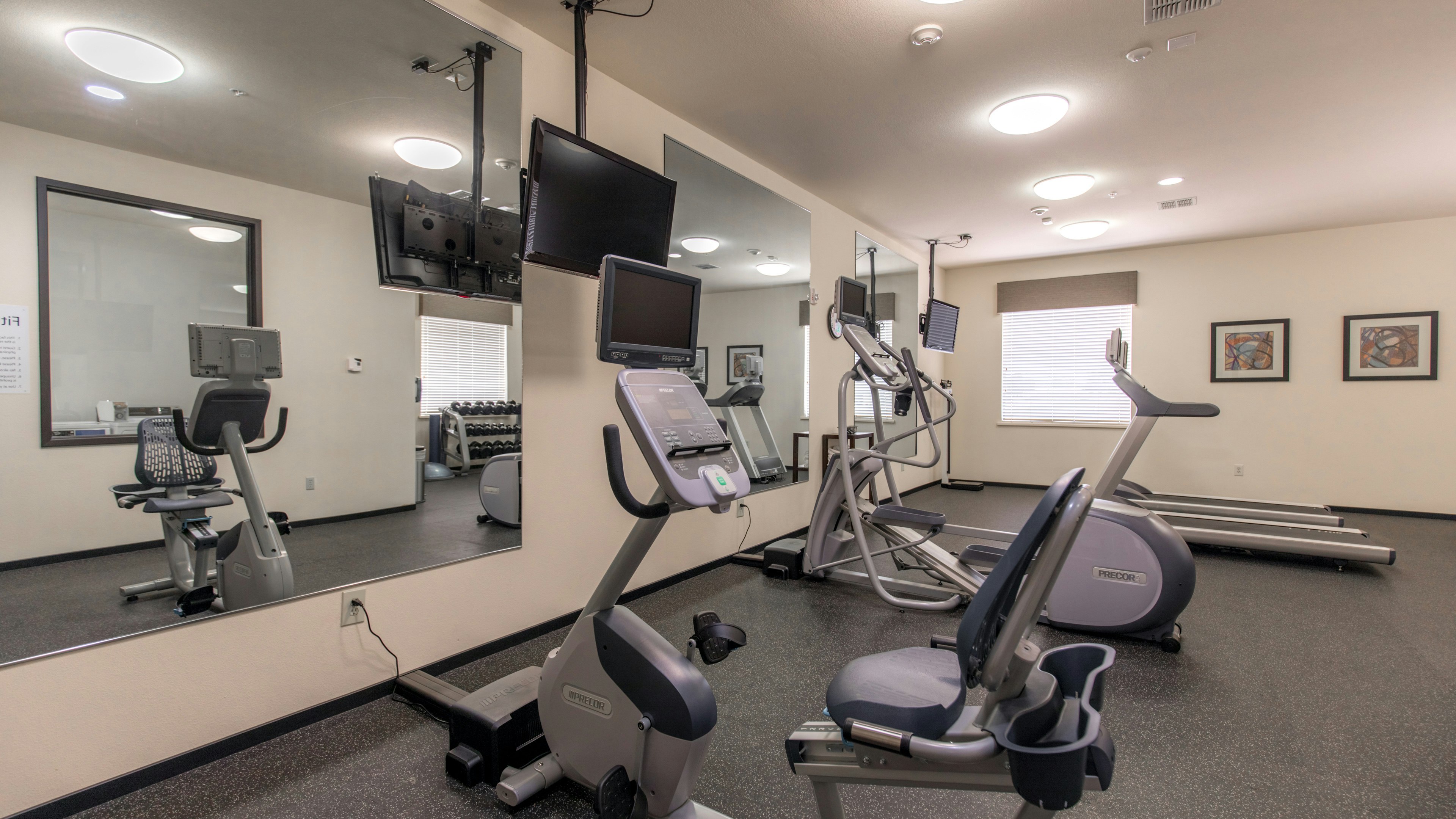 Holiday Inn Express Hotel Suites Oklahoma City Nw Quail Springs 41/76