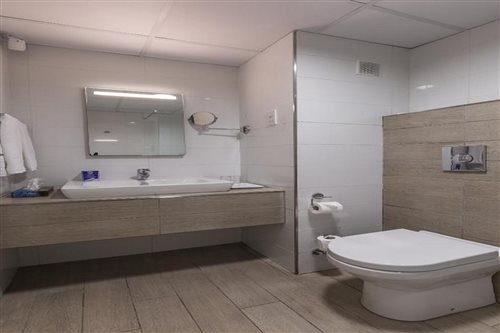 Deluxe, Single, Side Sea View