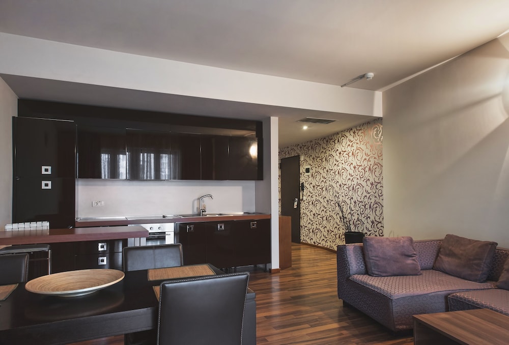 Hemingway Residence 29/48