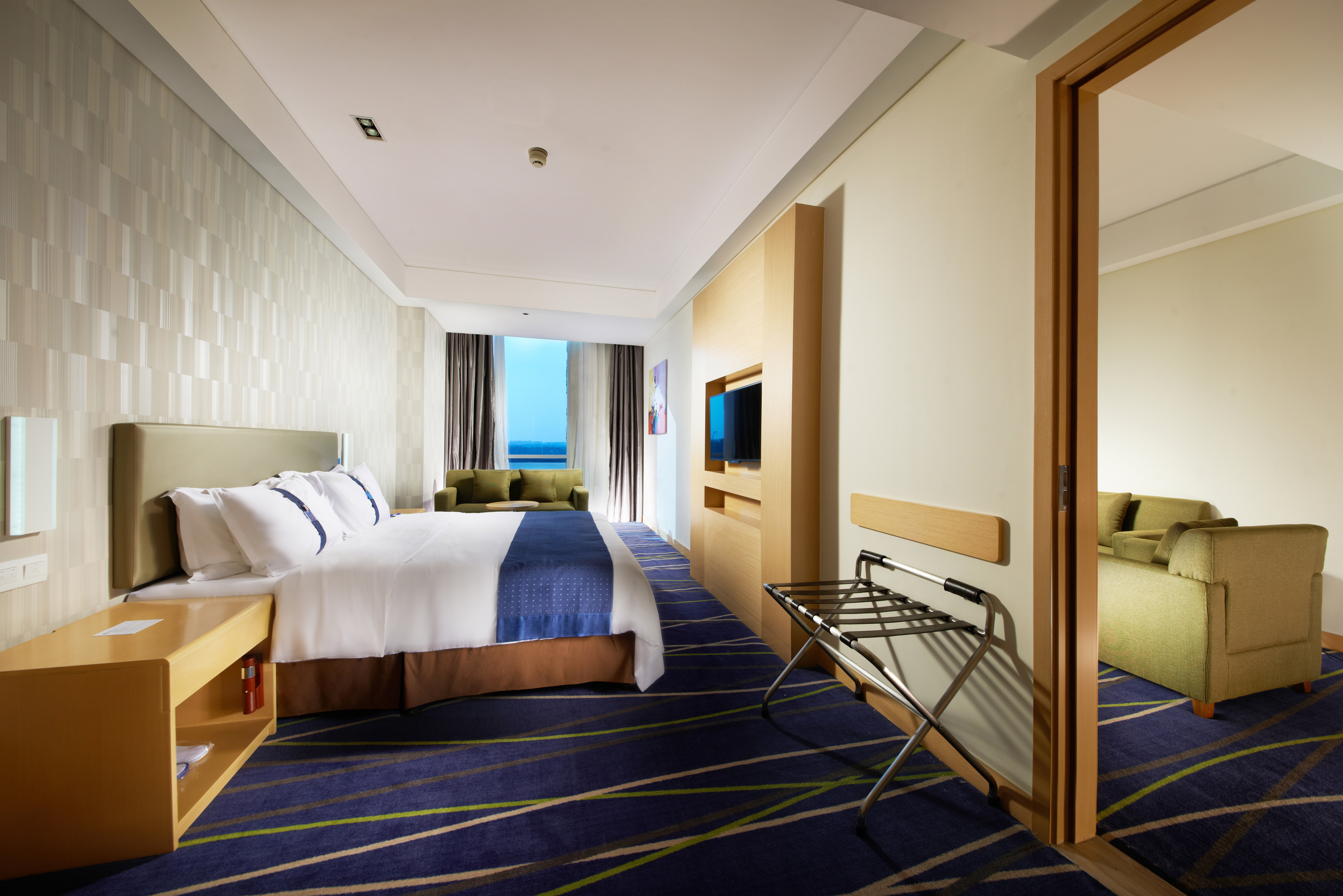 Holiday Inn Express Zhengzhou Airport 19/50