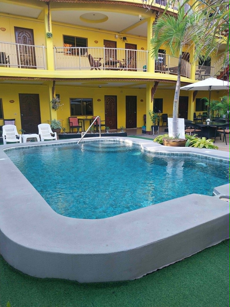 Phratamnak Inn - Hostel 75/77