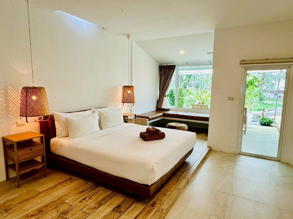 Twinbay Resort And Spa 29/69