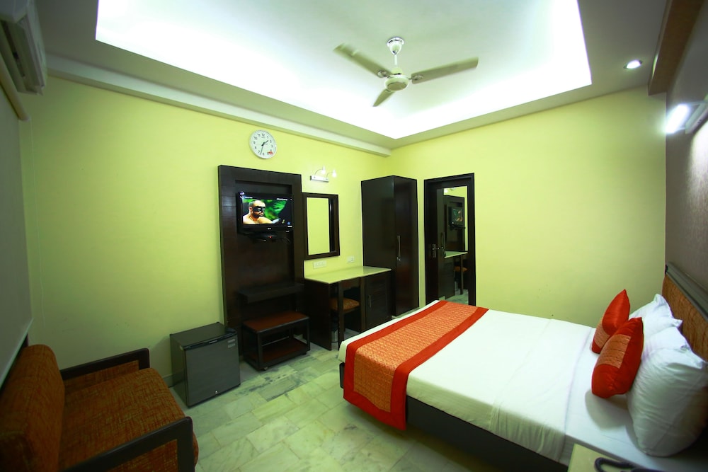 Sundeep Inn 17/46