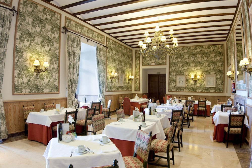 Parador De Lerma 36/50