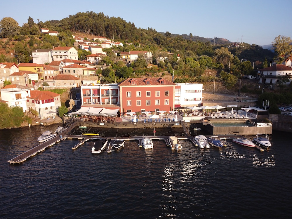 Porto Antigo Hotel 38/49
