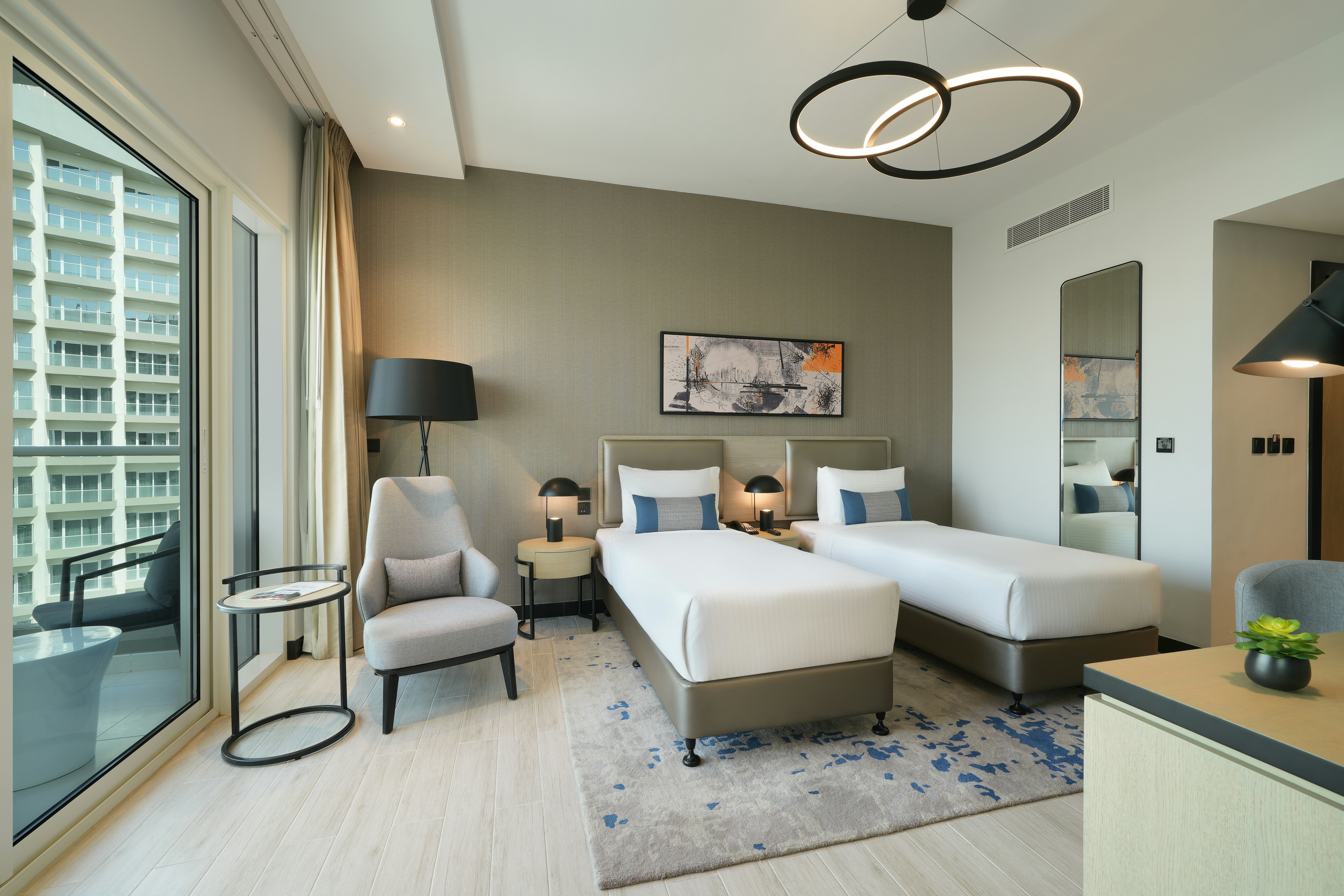 DAMAC Hills 2 Hotel - Edge by Rotana 9/18