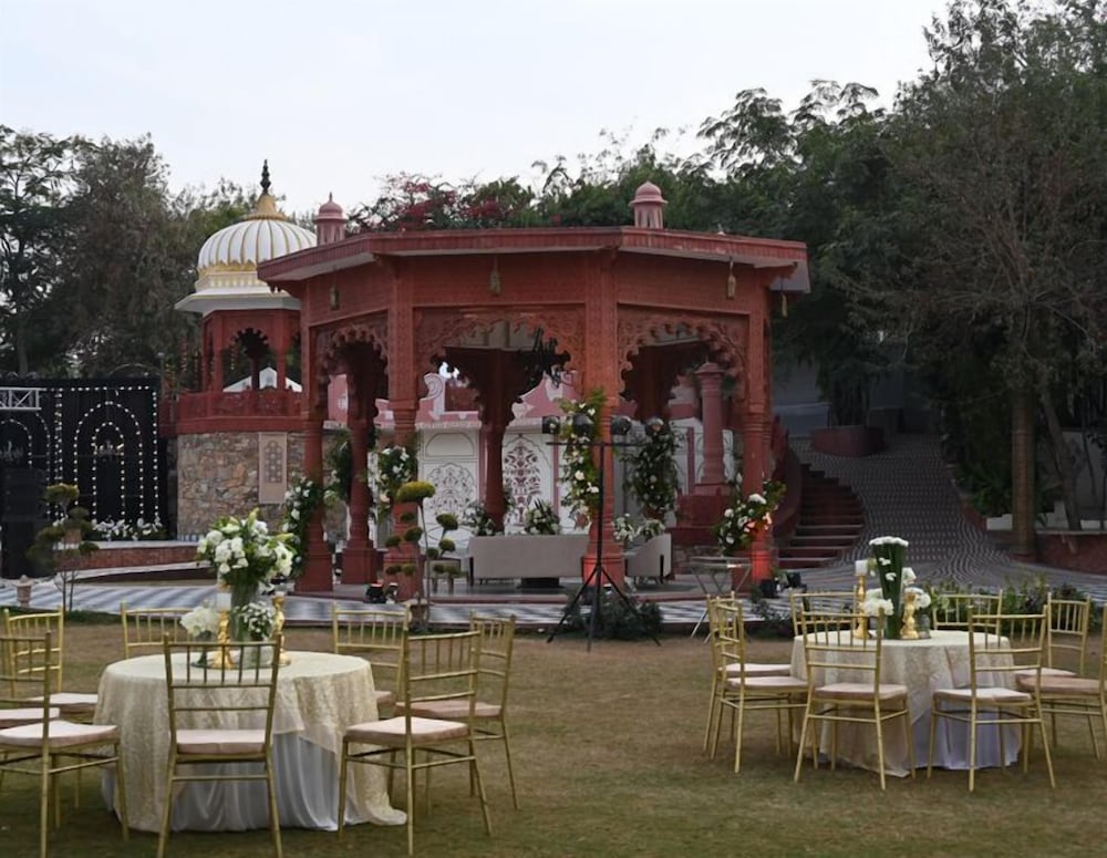 Lohagarh Fort Resort 5/91