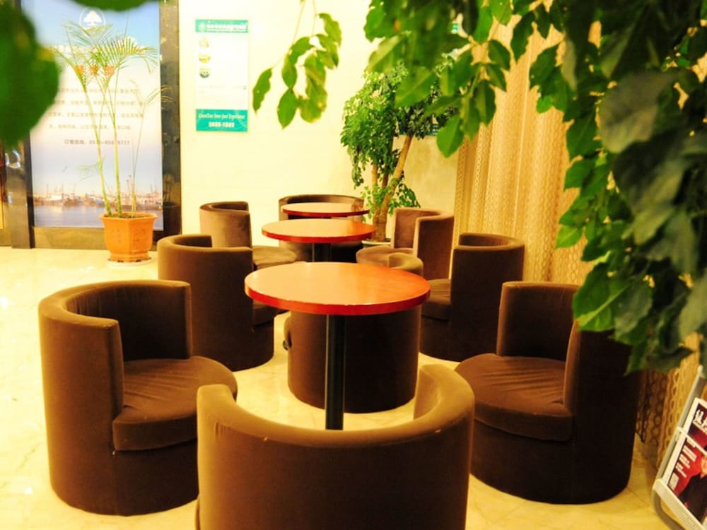 Greentree Inn Yancheng Dongtai Jianggang Yingbin Road Gangcheng Avenue Hotel 20/28