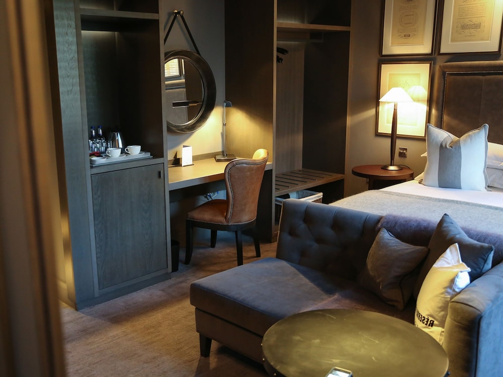 Dakota Hotel Glasgow 21/63