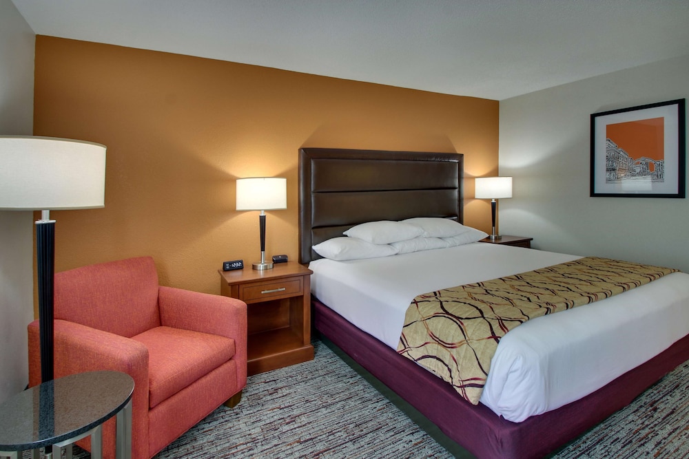 Drury Inn and Suites Evansville East 21/50