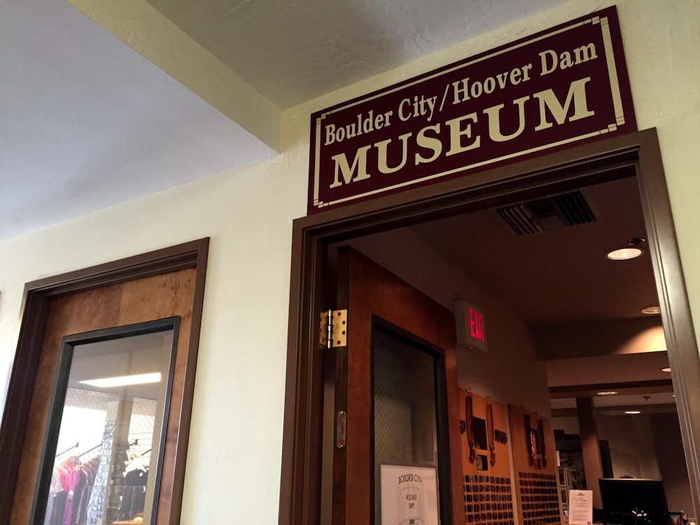 Boulder Dam Hotel 2/60