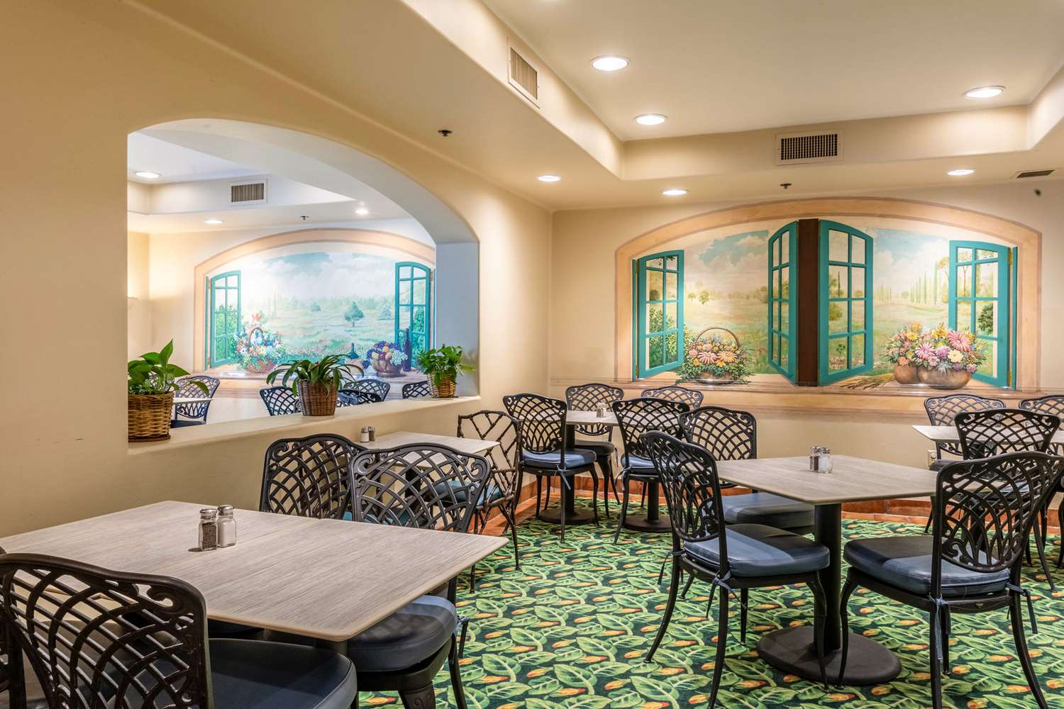 Quality Suites Downtown San Luis Obispo CA 36/58
