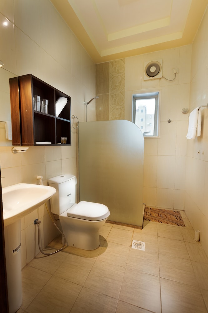 شقق فندقية مطلة على الجاردنز(Gardens View Aparthotel) 15/17