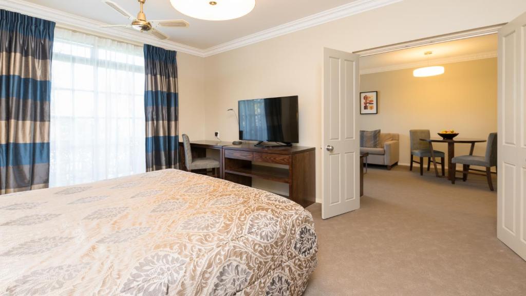جناح جونيور، Distinction Rotorua Hotel & Conference Centre 2/5