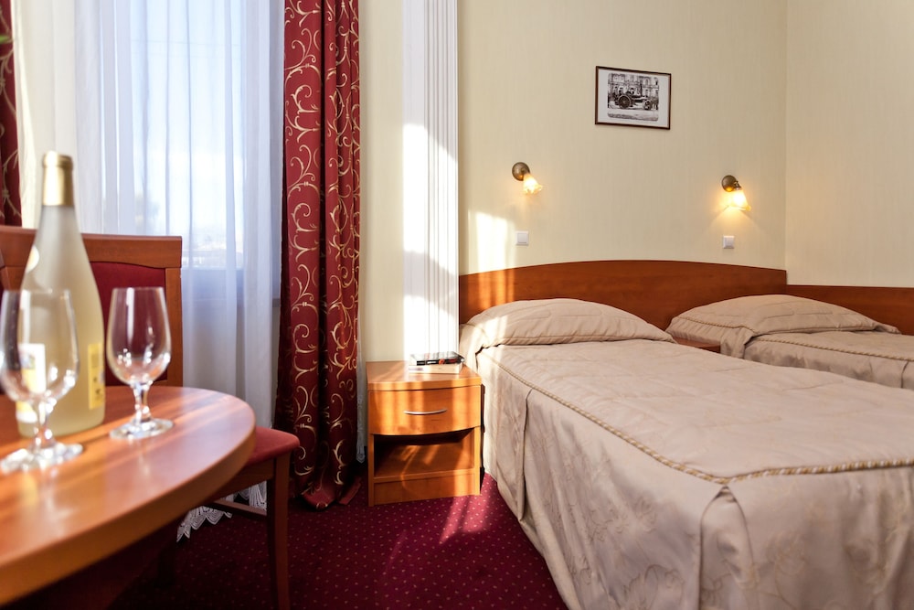 STANDARD, DOUBLE BED