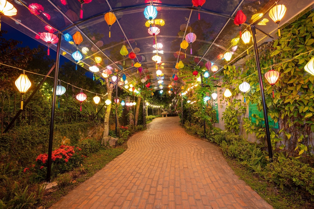 Bai Dinh Garden Resort Spa Ninh Binh 42/50