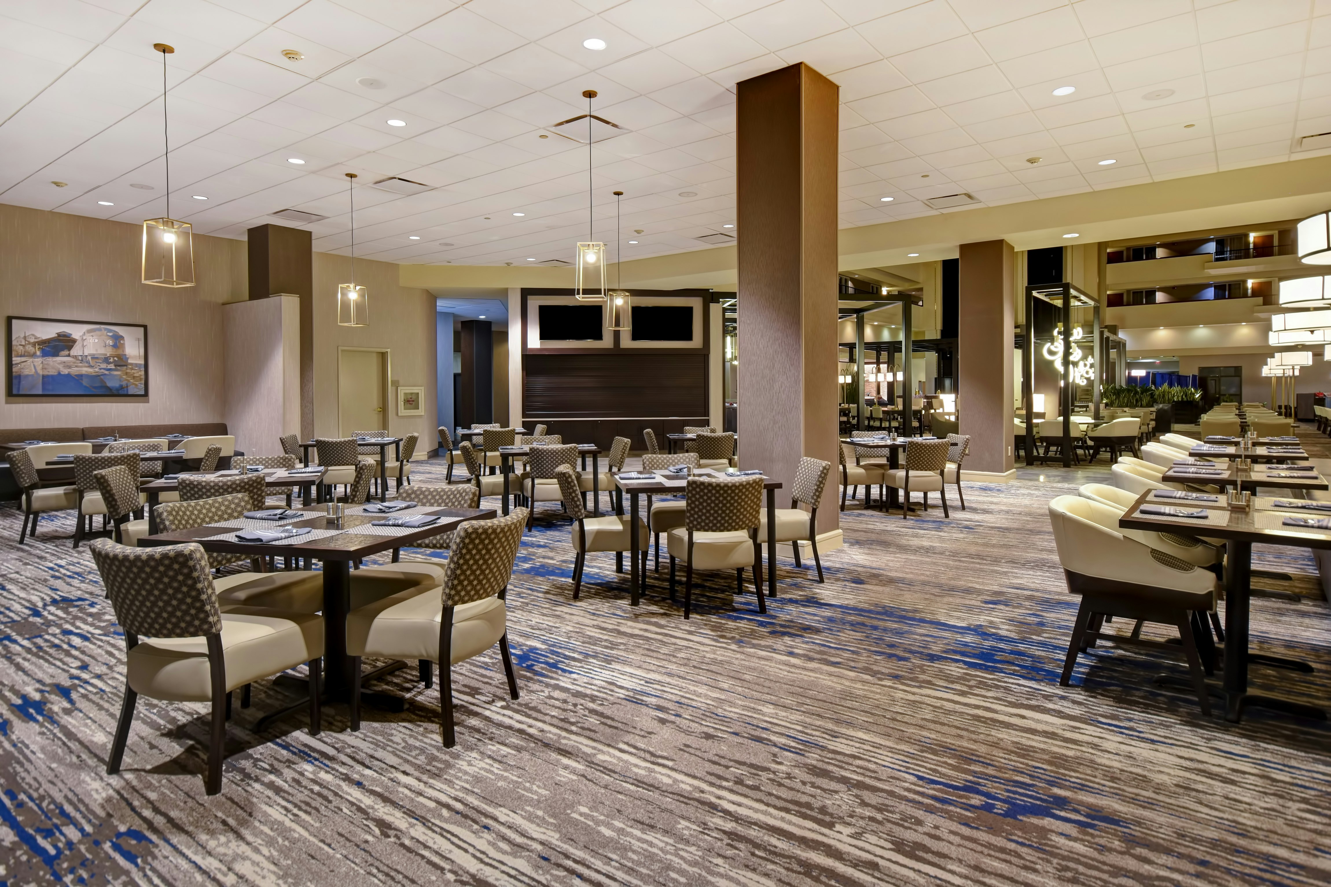Embassy Suites by Hilton Montgomery Hotel & Conference Center 35/50