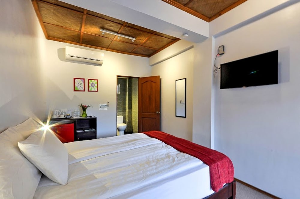 NIRVANA BEACH RESORT 17/50