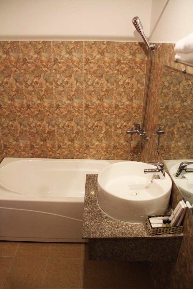 Brown Bean Hotel 27/30