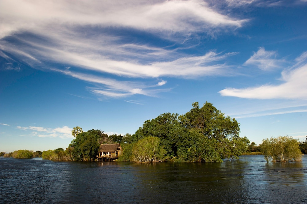 Sindabezi Island Camp 18/29