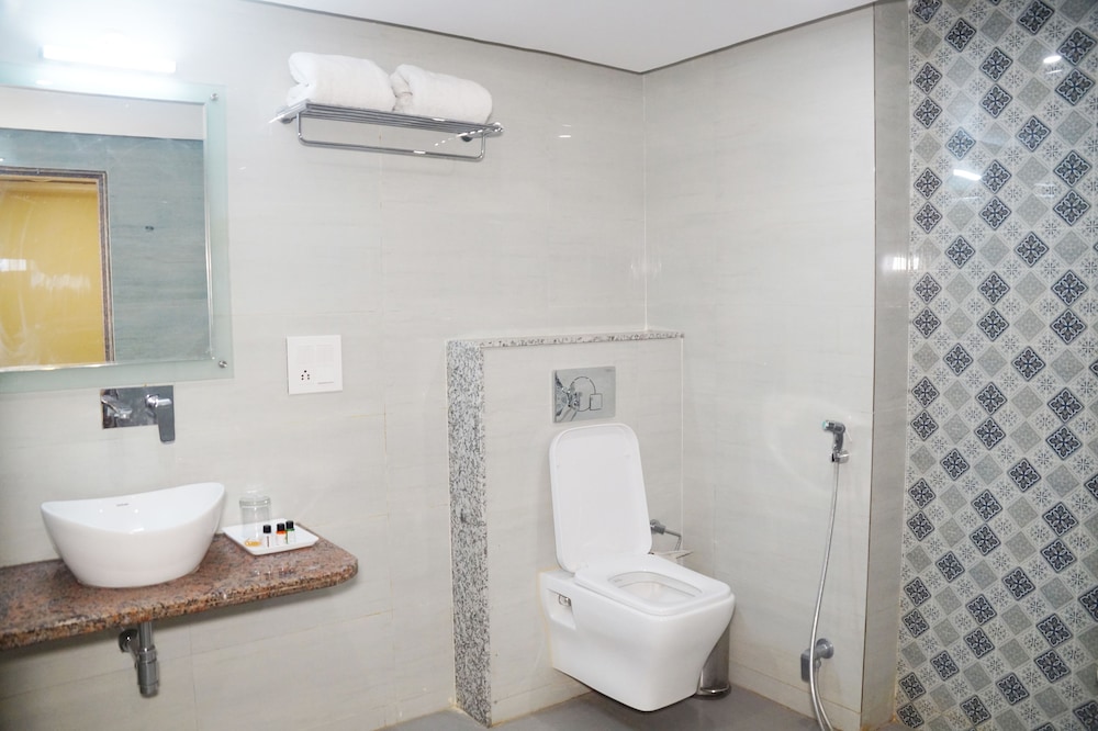 Hotel Shivoy Grand 23/23