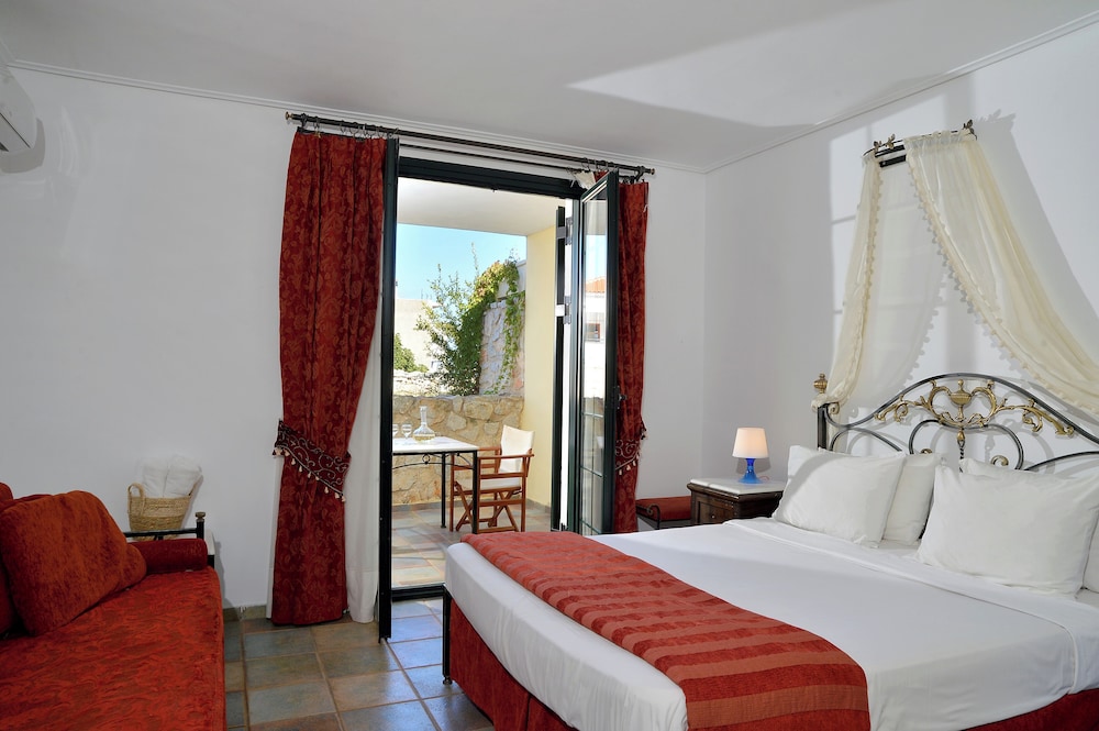 JUNIOR, DOUBLE OR TWIN BED