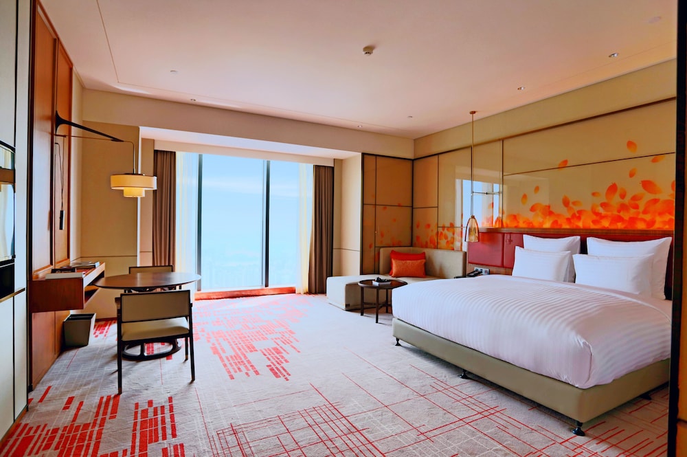 Premium, Deluxe, King Bed, River View, Club Lounge Access