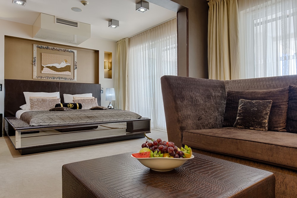Hotel Damianii 44/75