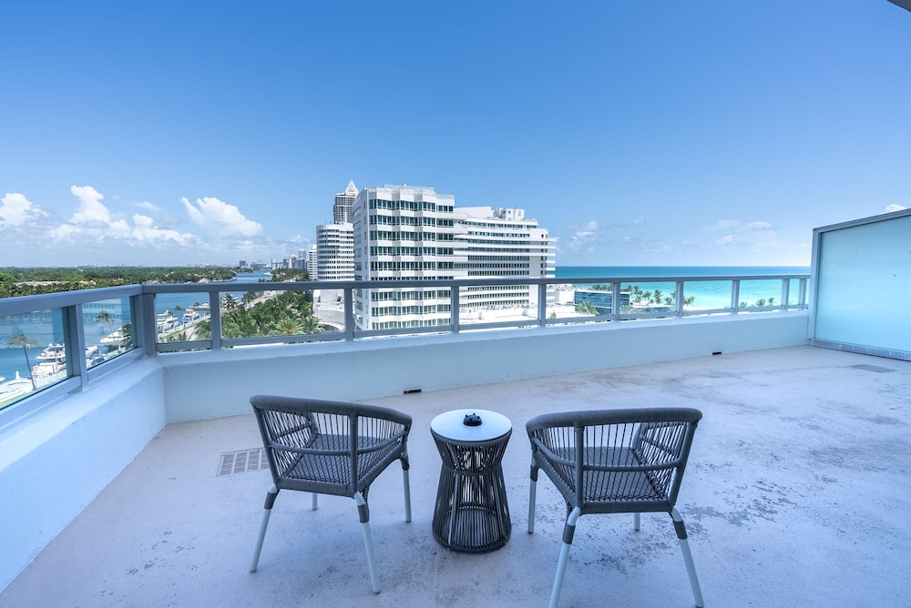 Fontainebleau Miami Beach Private Luxury Suites 1/50