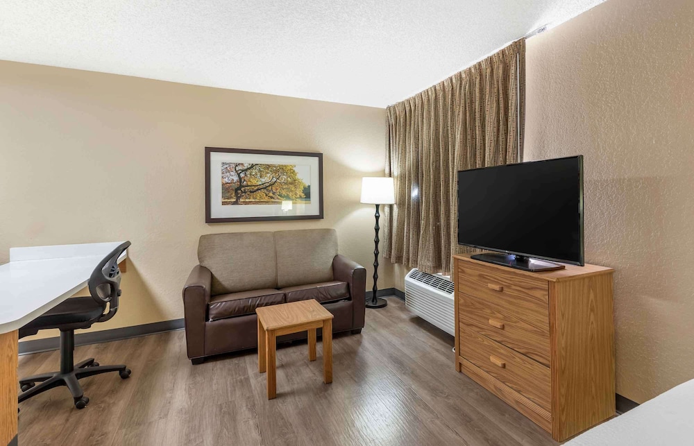 Extended Stay America - Jacksonville-Salisbury Rd-Southpoint 30/46