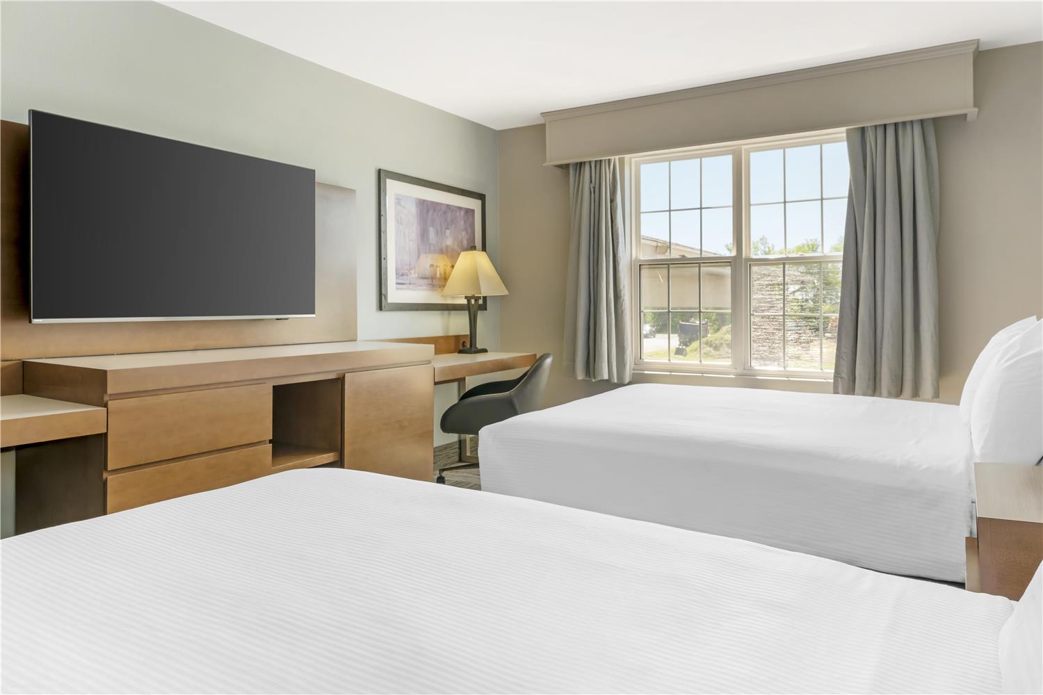 Room, 2 Queen Beds, Large