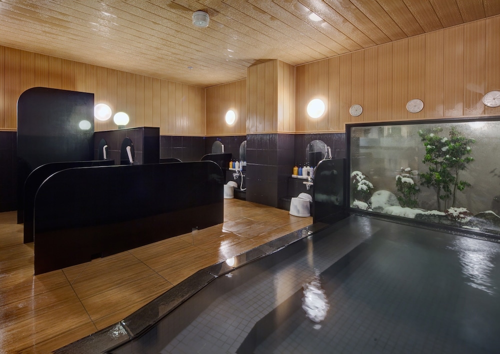 Hotel Route-Inn Oshu 3/33