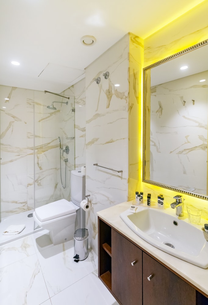 Flores Boutique Hotel Spa 36/38