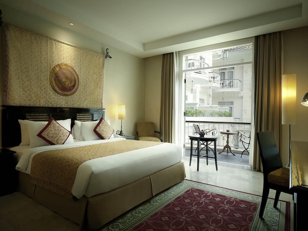 The Phoenix Hotel Yogyakarta - Handwritten Collection 24/61