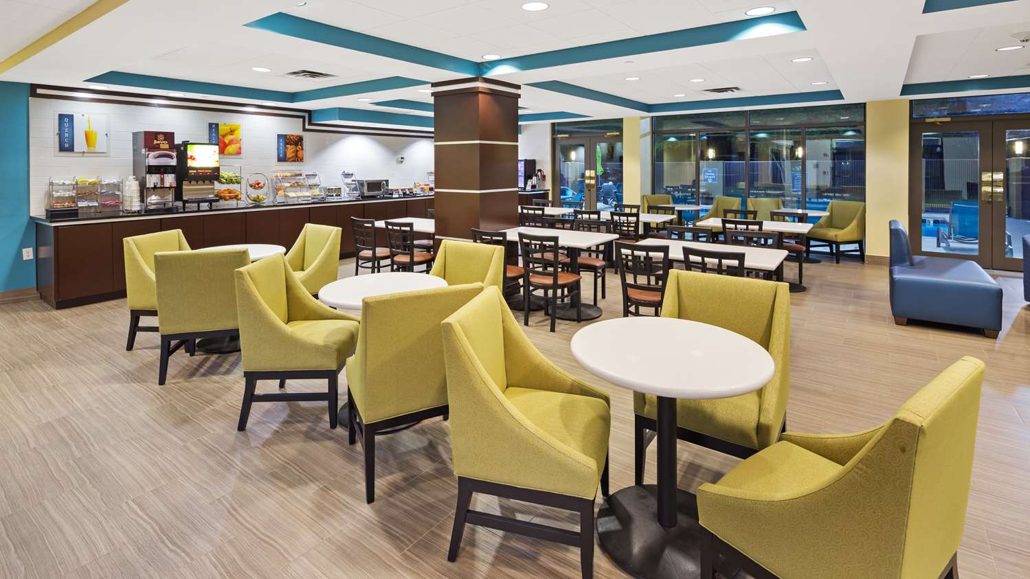 Best Western Plus Birmingham Inn & Suites 29/37