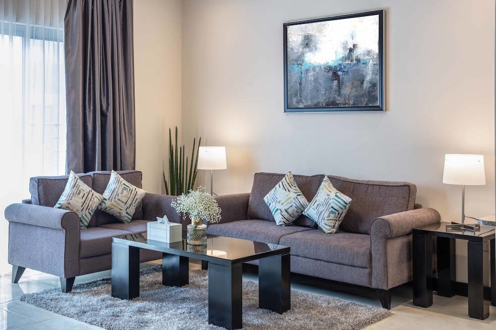 Loumage Suites Spa Seef 53/70